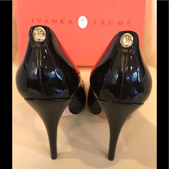 NEW Ivanka Trump Black Patent Shoes - Picture 3 of 7